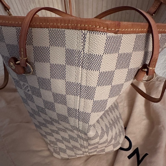 LV Neverfull PM in Damier Azure Pattern - Picture 3 of 12